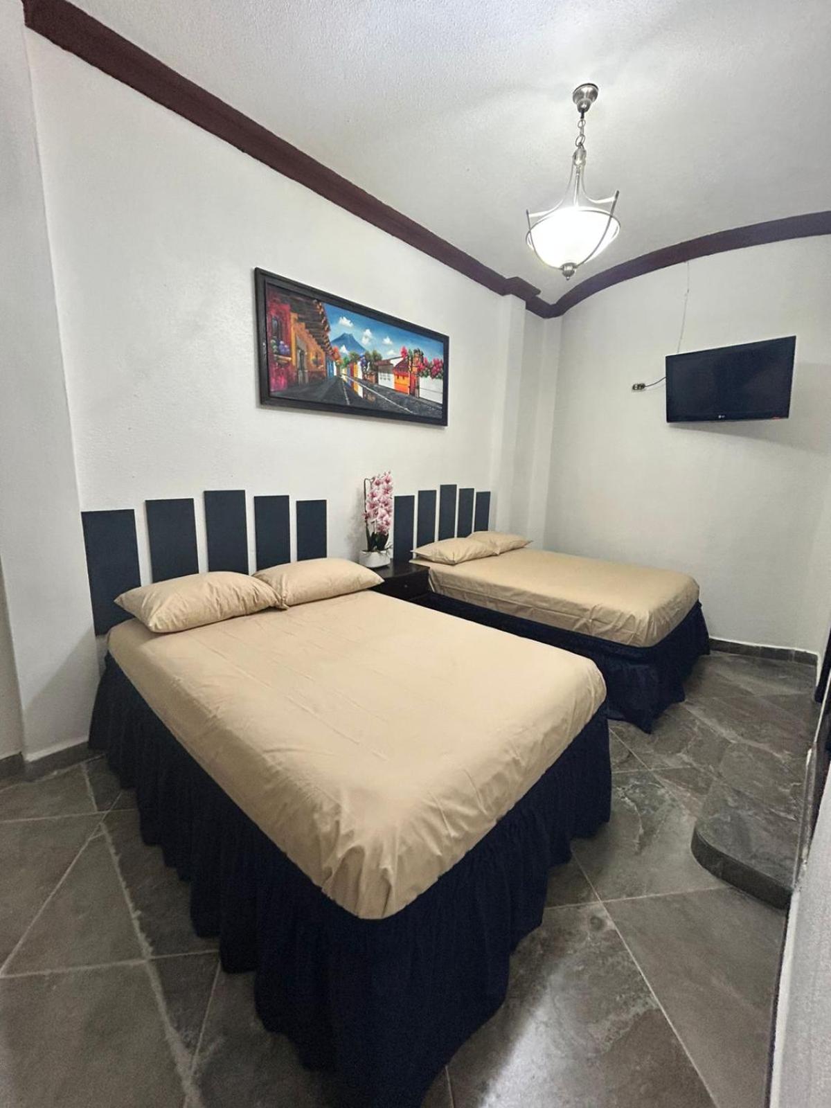 Hostal Casa De Grethel Флорес Экстерьер фото