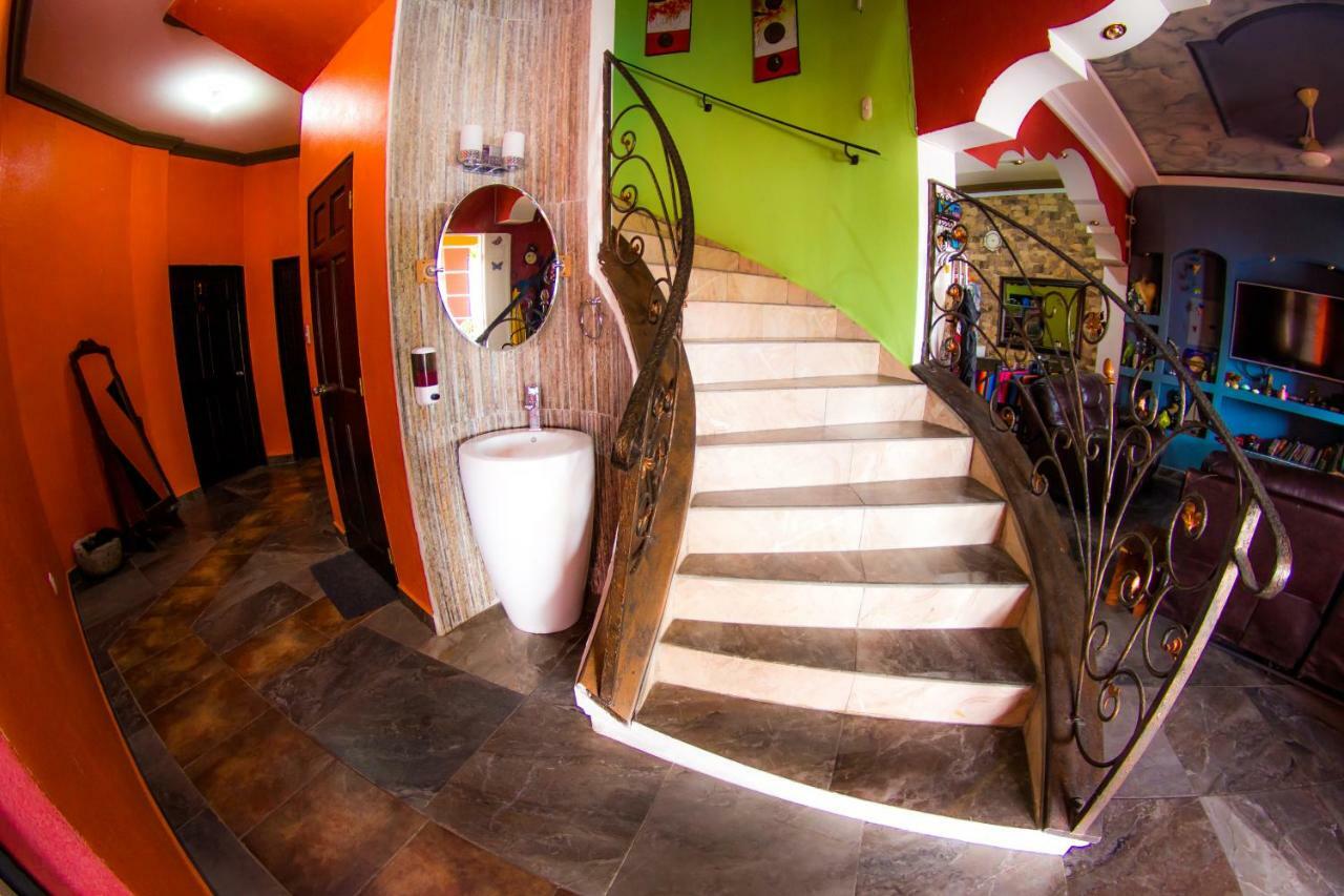 Hostal Casa De Grethel Флорес Экстерьер фото